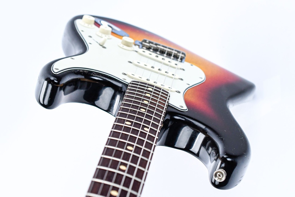 Fender Stratocaster Sunburst 1964 | The Fellowship of Acoustics